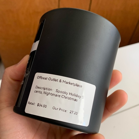 NEW "Twas the Nightmare Before Christmas" Scented
Candle With Crystal Accents - Picture 10 of 10